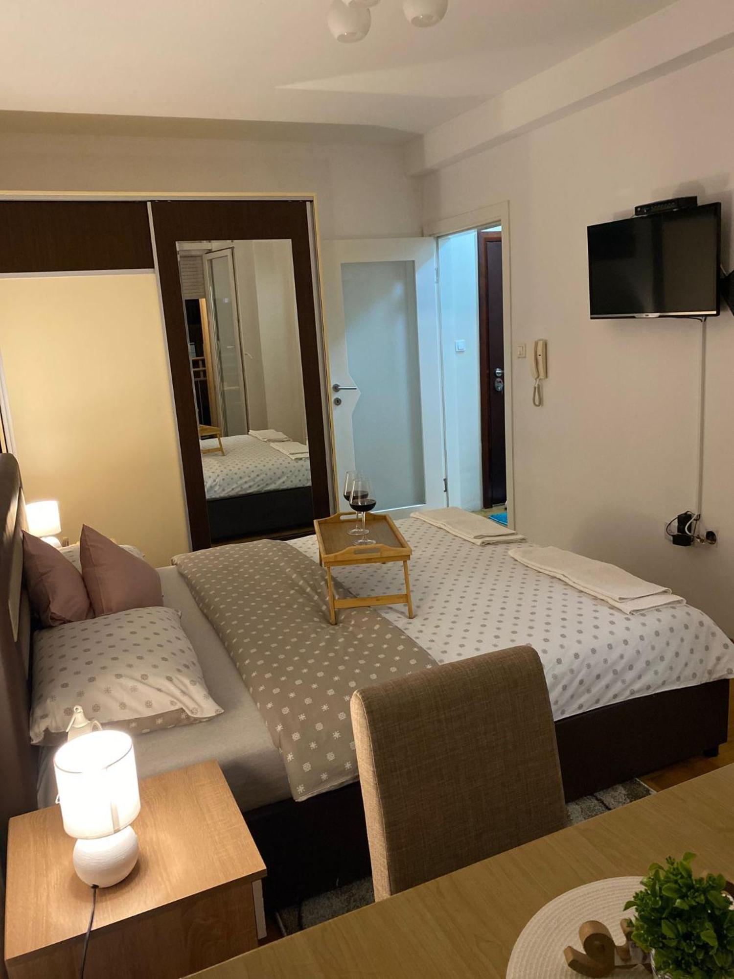 Apartman Ns Dan Centar Novi Sad Extérieur photo